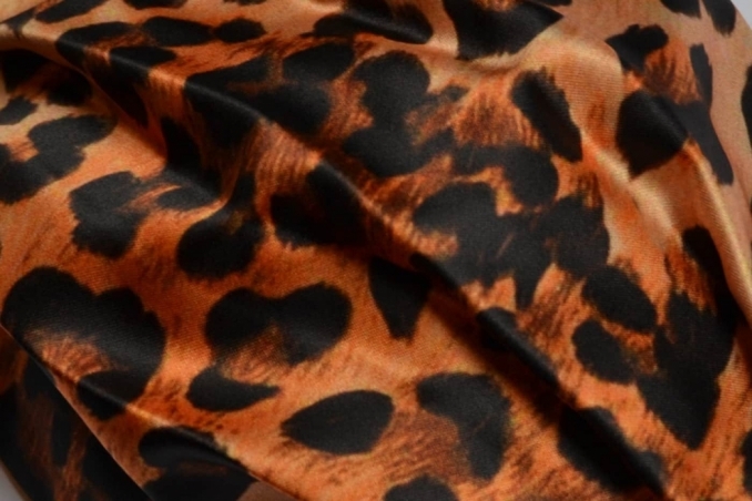 Mascherina stampa leopardata