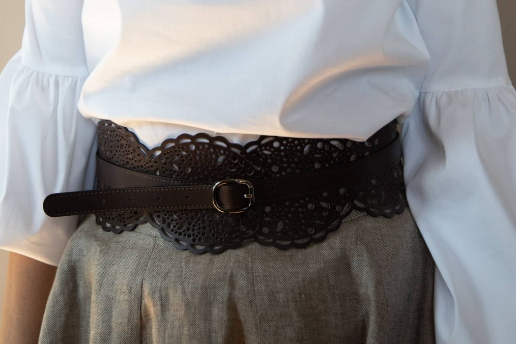 Dark Brown Woman Leather Waist Belt Outfit