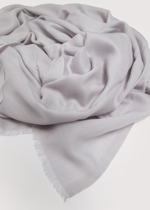 Stola-in-Cashmere-Grigio-Perla