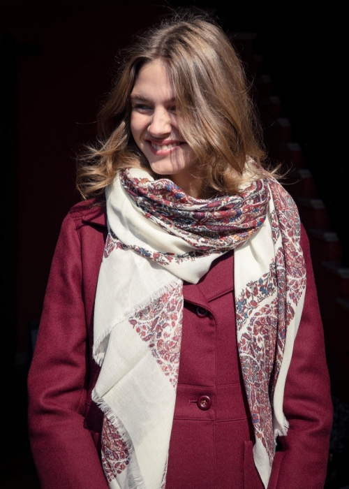 Stola-in-cashmere-paisley