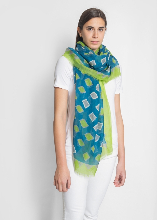 How to wear Tourquoise Cashmere Scarf
