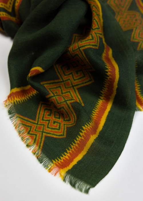 Military green scarf in cashmere made in Italy