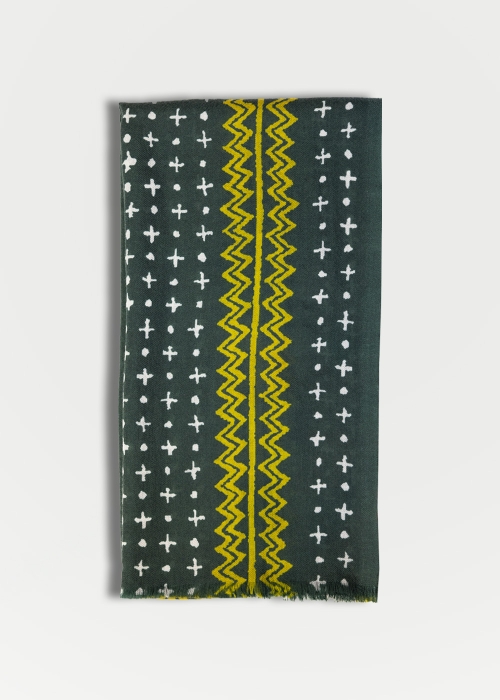 Green cashmere shawl | Cashmere stoles and scarves | Toosh Made in Italy