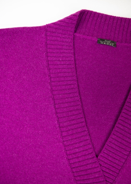 Cashmere vest detail - Cyclamen pink - Toosh Cashmere Knitwear