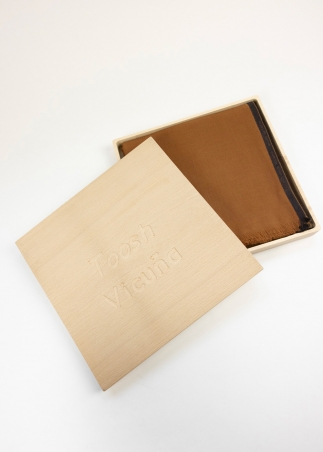 Sciarpa di vigogna pura extrafine con scatola in legno realizzata a mano - Stola in vicuna - Made in Italy - Toosh cashmere