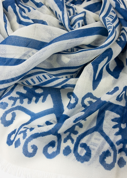 Atzeca white and blue Light Cashmere Stole