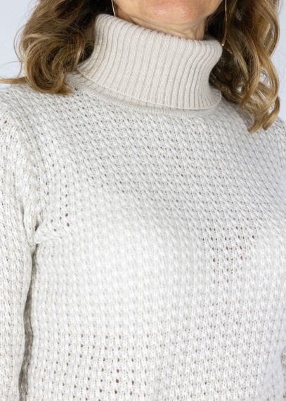 Honeycomb Turtleneck Feather + White Satin