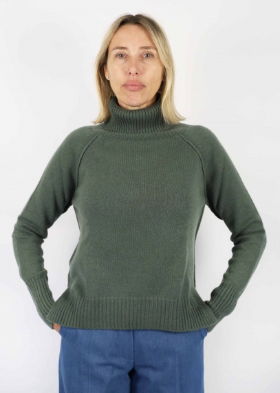 Green cashmere Turtleneck