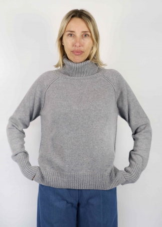 Grey cashmere Turtleneck