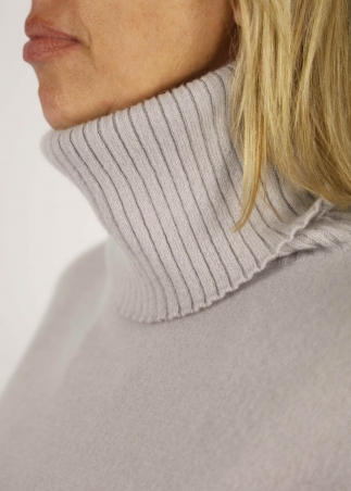 Dolcevita Elena Semiover in puro cashmere