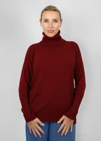 Laura over in wool cashmere blend turtleneck sweater