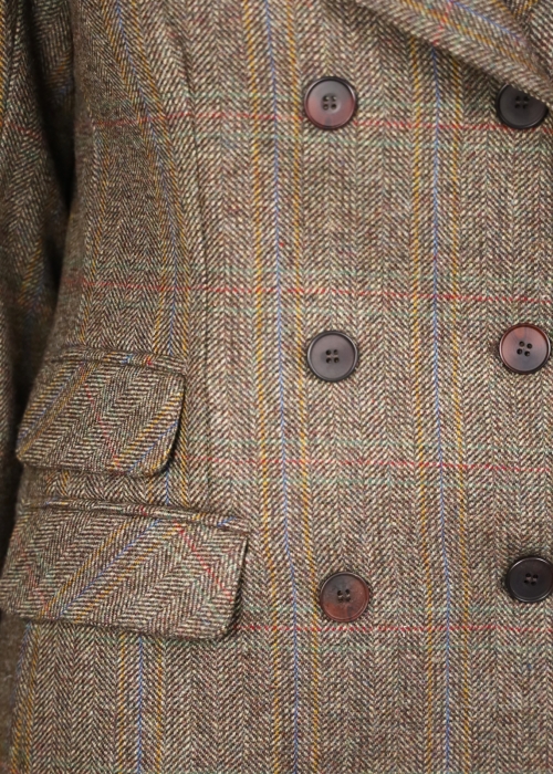 Giacca doppiopetto in pura lana spigato beige