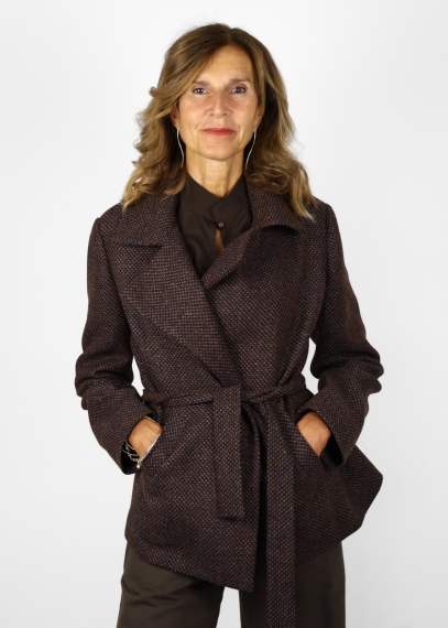 Jacket with belt in pure wool brown and blue partridge eye